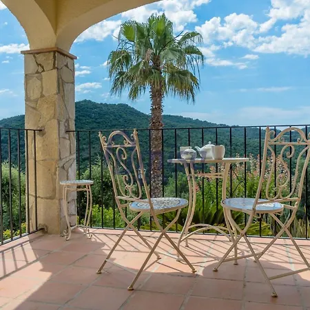 Bunganvilla * Calonge (Catalonia)