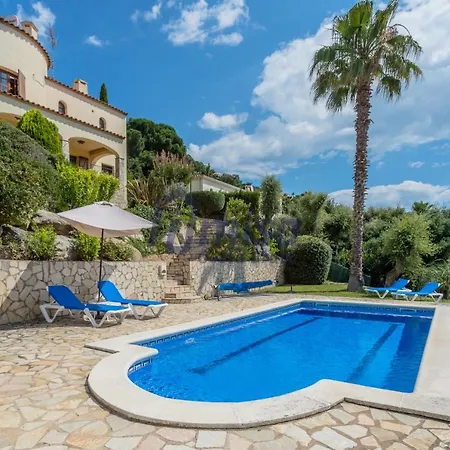 Bunganvilla * Calonge (Catalonia)